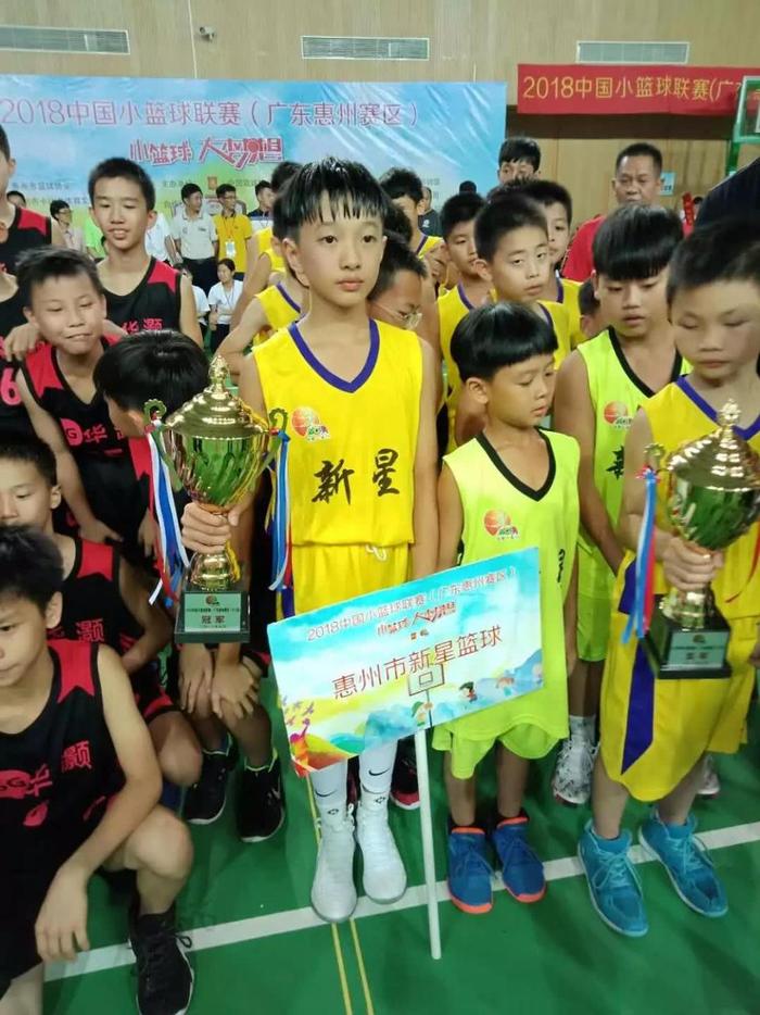 杨溢，广东宏远青年队13岁新星，去年在中国小篮球联赛中惊艳四起