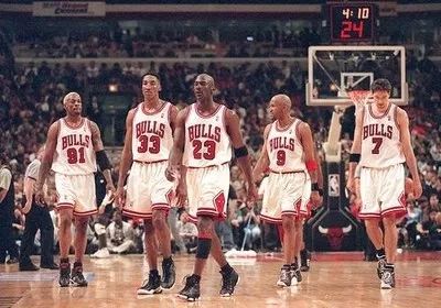 篮球历史豪华阵容排名最新_nba阵容最豪华的球队_nba历史最豪华球队